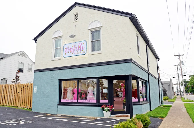 Confeetti Boutique storefront on E 18th St, Owensboro, KY